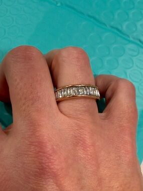 Kendra Scott Gold-Tone Baguette CZ Band Ring - Elegant Women's Jewelry size 6